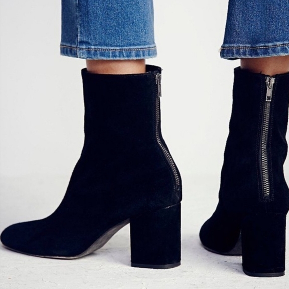 NWT Free People Cecile Black Suede Ankle Boots 5.5 - Picture 2 of 5